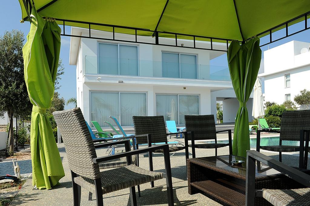 Villa Kalypso 아이아 나파 외부 사진